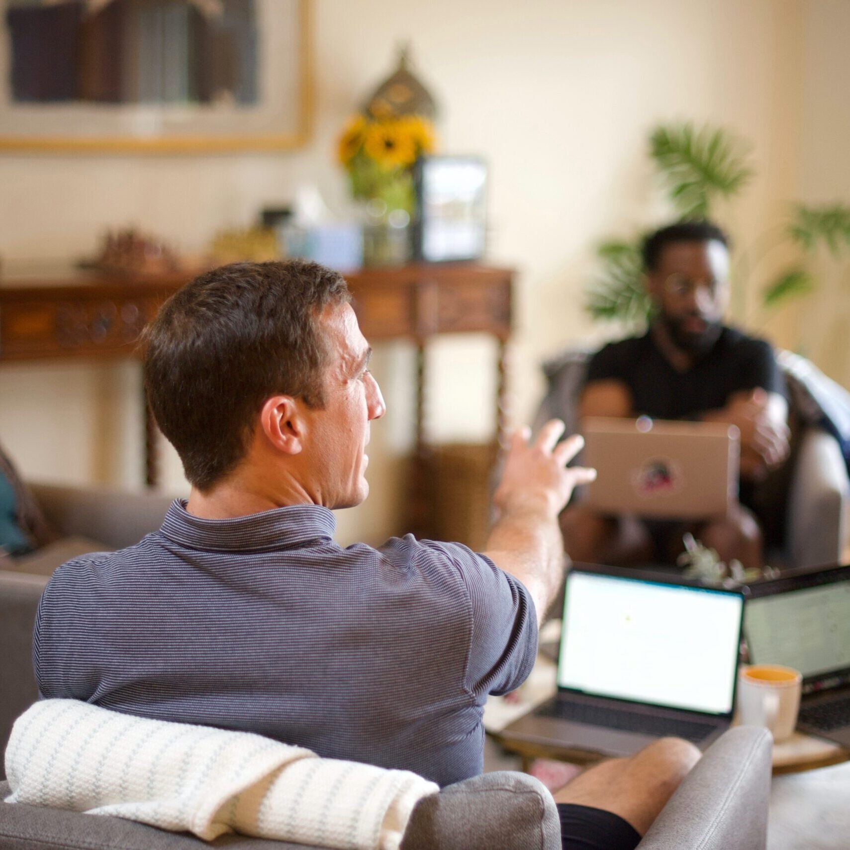 parabol-the-agile-meeting-toolbox-_4IXzw1L9L0-unsplash